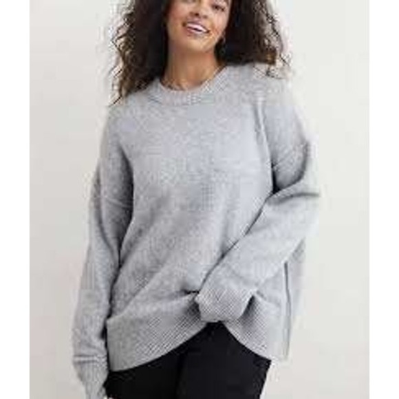aerie Sweaters - Aerie Oversized Unreal Grey Crew Neck Sweater Knit Pullover Women's L Lounge